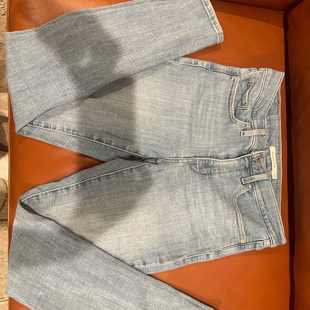 Levi's 311 Women's Light washed Shaping Skinny Jeans